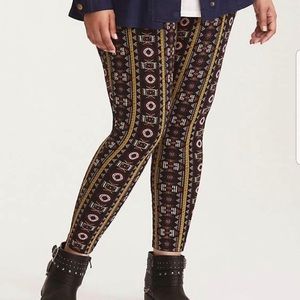 Sz 2 Torrid Geo Print Full Length Leggings